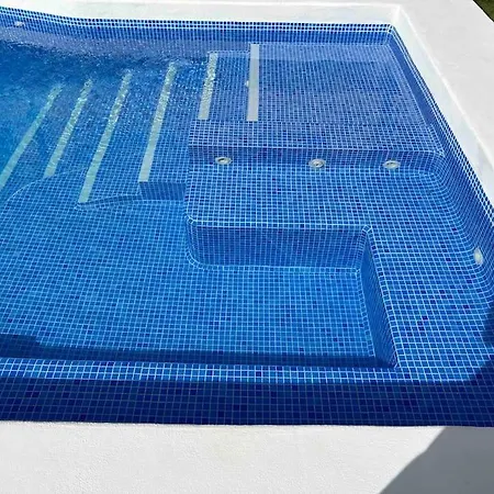 En Con Piscina Privada