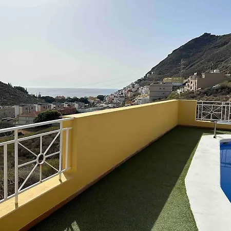 Daire En Con Piscina Privada