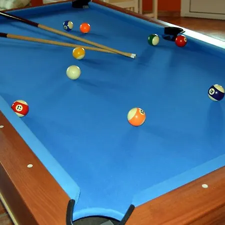 En Con Piscina Privada Apartmán *