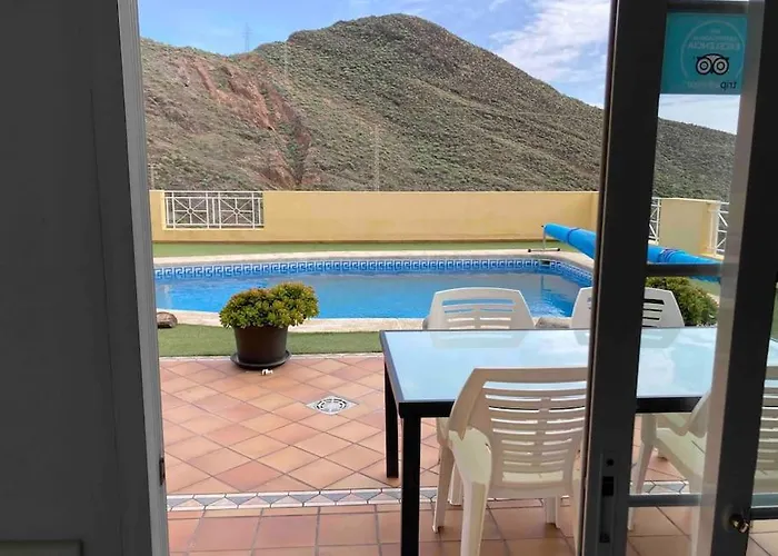 公寓 En Con Piscina Privada