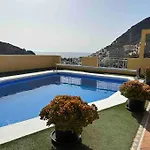 En Con Piscina Privada Daire *