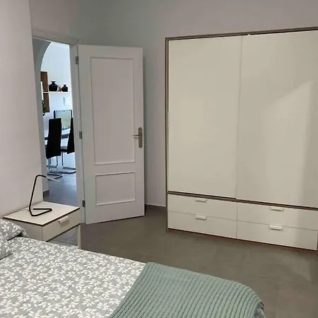 En Con Piscina Privada